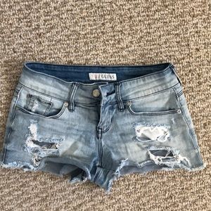 Guess/Shorts/Small